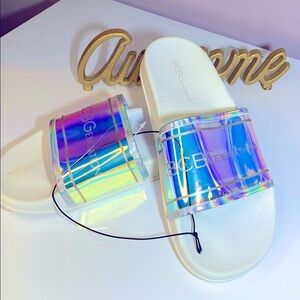🆕 BCBG ✖️ IRIDESCENT SLIDES SIZE 7 NWT